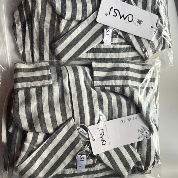 Women's Black Striped Button Down Shirts Casual Long Sleeve Stylish Tops. - Picture 7 of 7